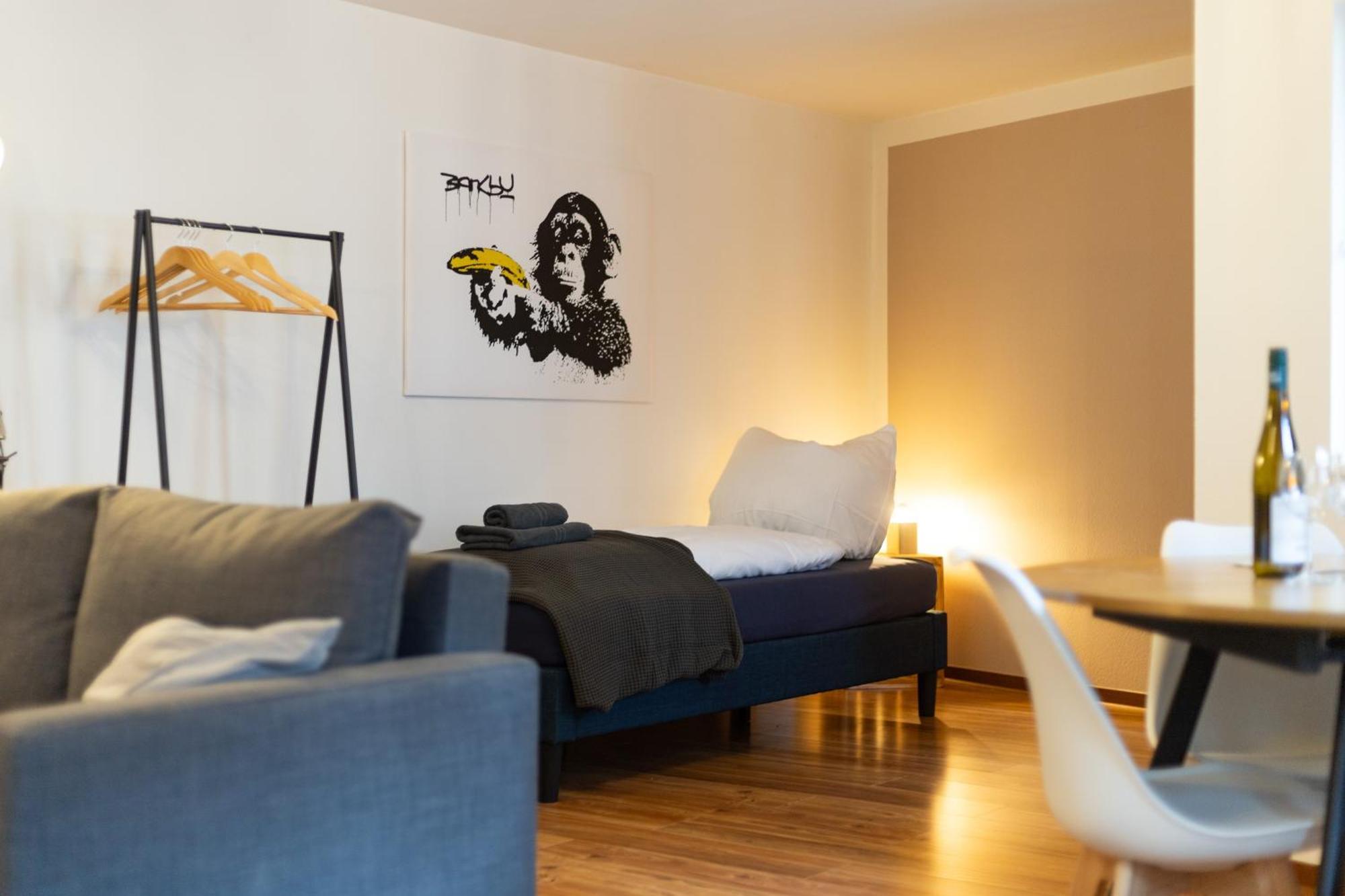 Ko-Living Space An Der Oper - Street Art Design Apartments Halle  Bagian luar foto