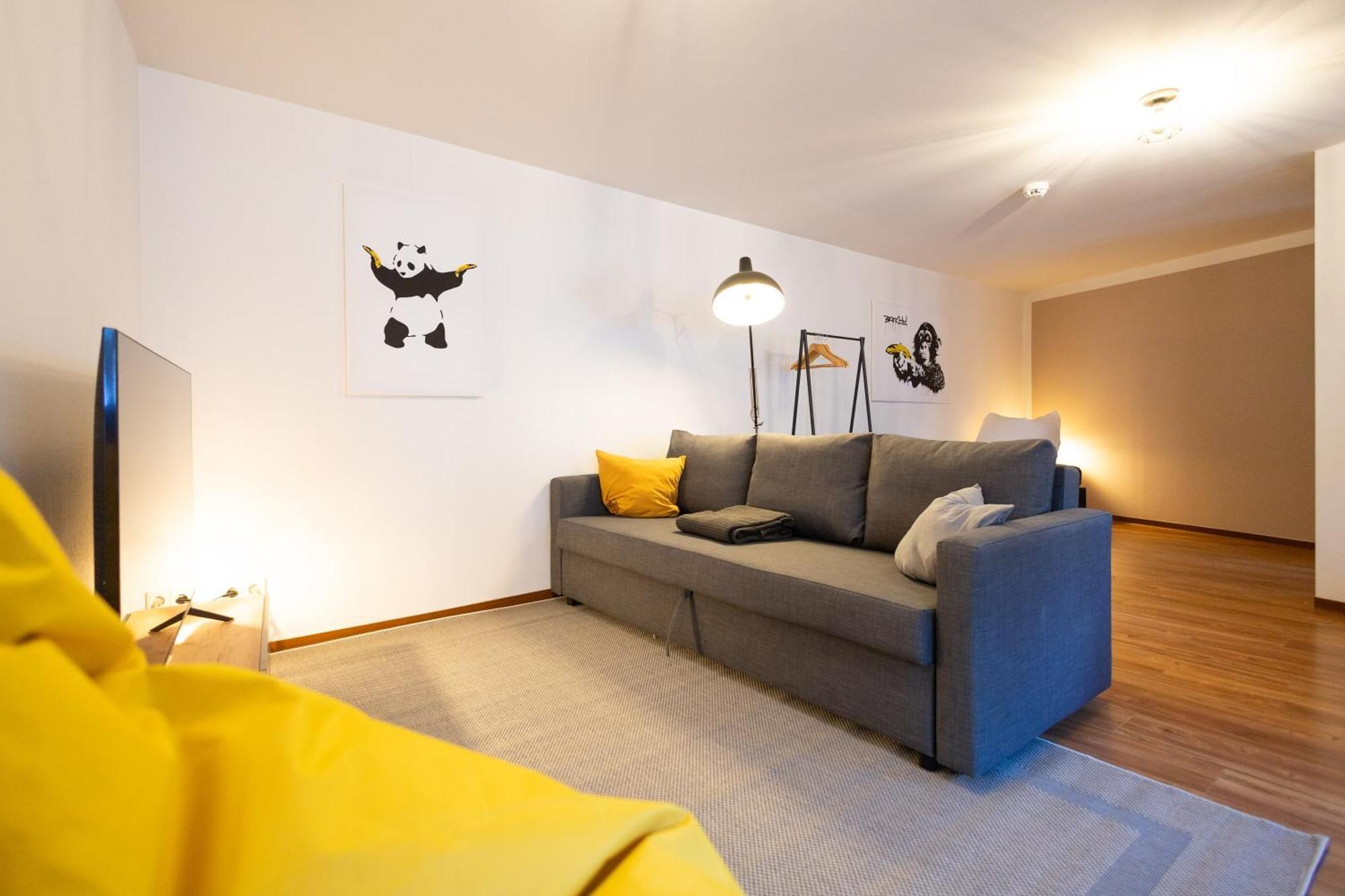 Ko-Living Space An Der Oper - Street Art Design Apartments Halle  Bagian luar foto